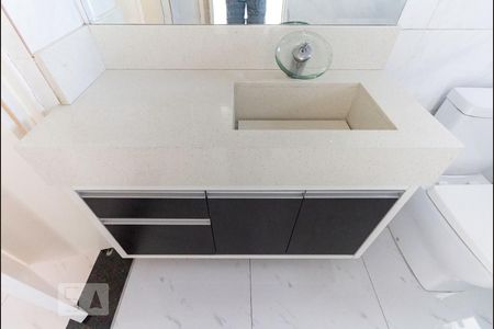 Casa para alugar com 300m², 3 quartos e 2 vagasBanheiro da Suíte 1 e 2