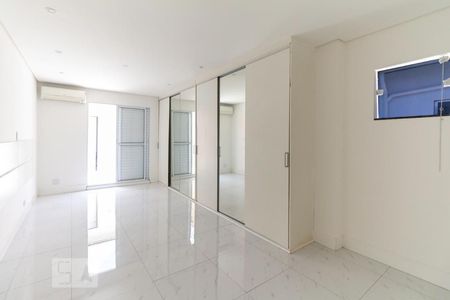 Casa para alugar com 300m², 3 quartos e 2 vagasSuíte 3