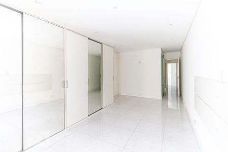 Casa para alugar com 300m², 3 quartos e 2 vagasSuíte 3