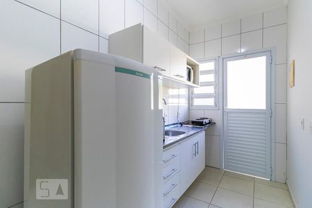 Studio para alugar com 32m², 1 quarto e 1 vaga Studio para alugar com 32m², 1 quarto e 1 vagaCozinha