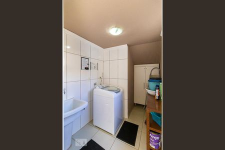 Studio para alugar com 32m², 1 quarto e 1 vaga Studio para alugar com 32m², 1 quarto e 1 vagaÁrea comum - Lavanderia