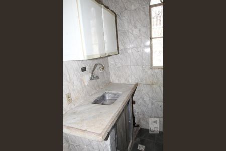 Cozinha de apartamento para alugar com 1 quarto, 30m² em Todos Os Santos, Rio de Janeiro