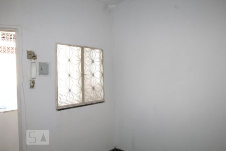 Sala de apartamento para alugar com 1 quarto, 30m² em Todos Os Santos, Rio de Janeiro