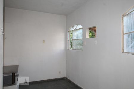 Quarto de apartamento para alugar com 1 quarto, 30m² em Todos Os Santos, Rio de Janeiro