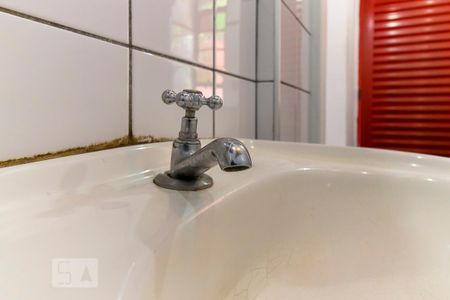 Banheiro - Torneira de kitnet/studio para alugar com 1 quarto, 30m² em Cidade Universitária, Campinas