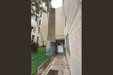 Apartamento para alugar com 95m², 2 quartos e sem vagaFachada