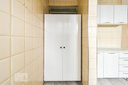 Apartamento à venda com 60m², 2 quartos e 1 vagaÁrea de Serviço