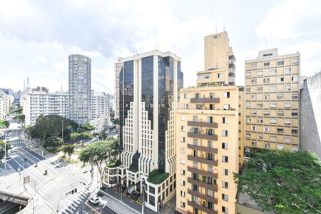 Quarto 1 - Vista de apartamento à venda com 2 quartos, 60m² em Bela Vista, São Paulo