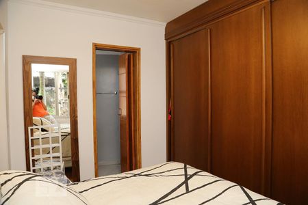 Apartamento à venda com 68m², 2 quartos e 2 vagasSuíte 2