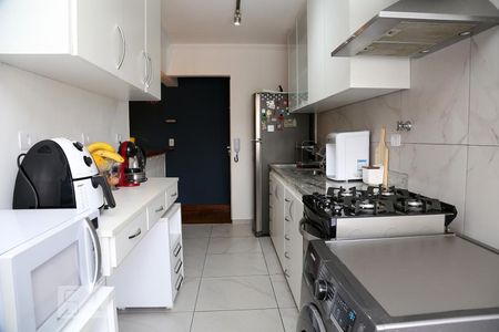 Apartamento à venda com 68m², 2 quartos e 2 vagasCozinha e Área de Serviço