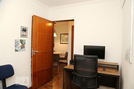 Apartamento à venda com 68m², 2 quartos e 2 vagasSuíte 1