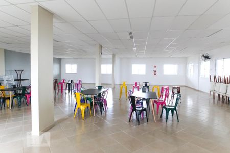 Apartamento para alugar com 40m², 2 quartos e 1 vagaÁrea comum - Salão de festas