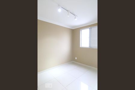 Quarto de apartamento para alugar com 2 quartos, 40m² em Palmeiras de São José, São José dos Campos