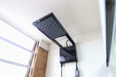 Banheiro de apartamento para alugar com 2 quartos, 40m² em Palmeiras de São José, São José dos Campos