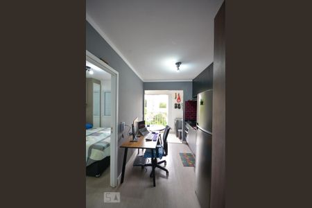Cozinha de apartamento para alugar com 1 quarto, 35m² em Vila Monumento, São Paulo