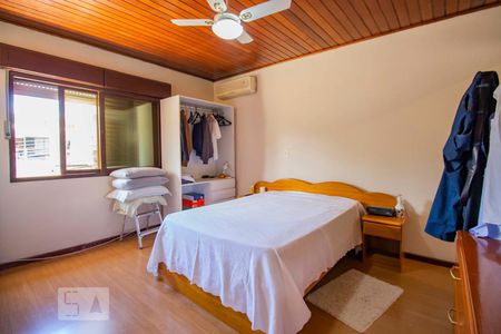 Casa à venda com 250m², 5 quartos e 6 vagasSuíte 2