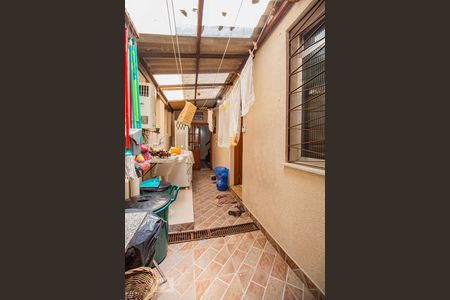 Casa à venda com 250m², 5 quartos e 6 vagasLavanderia 