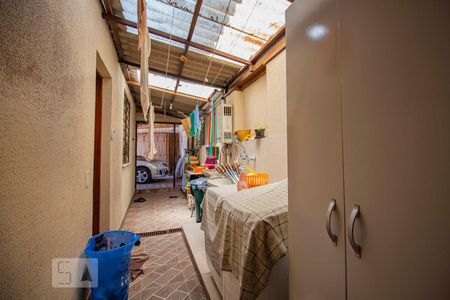 Casa à venda com 250m², 5 quartos e 6 vagasLavanderia 