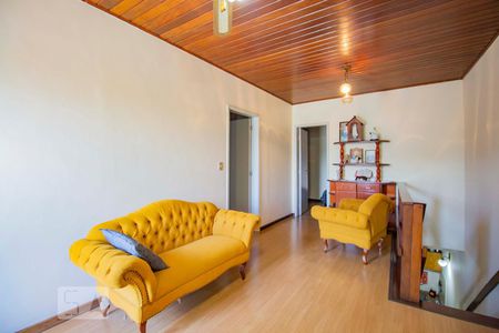 Sala 2 de casa à venda com 5 quartos, 250m² em Passo da Areia, Porto Alegre