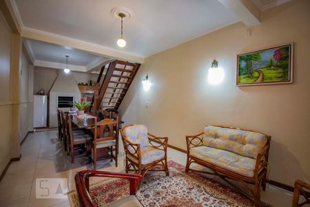 Casa à venda com 250m², 5 quartos e 6 vagasSalão de Festa 