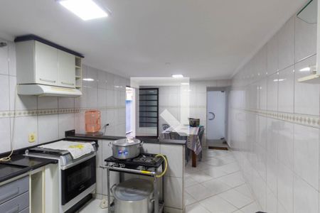 Casa à venda com 220m², 3 quartos e 3 vagas Casa à venda com 220m², 3 quartos e 3 vagasCozinha