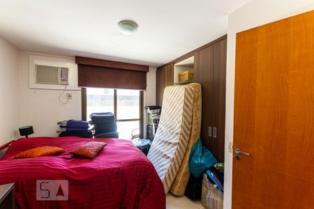 Suite na Cobertura  de apartamento à venda com 4 quartos, 200m² em Santa Rosa, Niterói