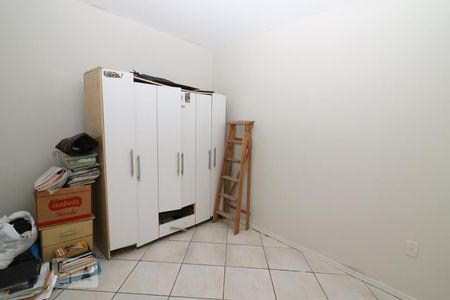 Casa à venda com 180m², 4 quartos e 4 vagas Casa à venda com 180m², 4 quartos e 4 vagasQuarto 2