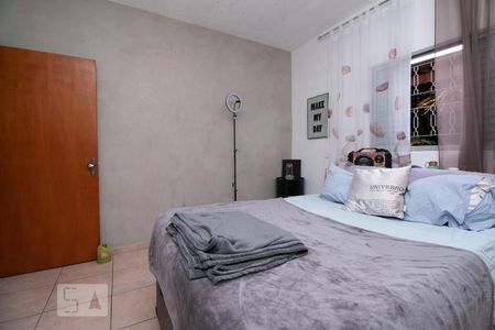 Casa à venda com 120m², 4 quartos e 2 vagas Casa à venda com 120m², 4 quartos e 2 vagasQuarto 1