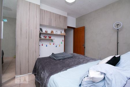 Casa à venda com 120m², 4 quartos e 2 vagas Casa à venda com 120m², 4 quartos e 2 vagasQuarto 1