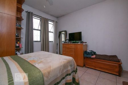 Casa à venda com 120m², 4 quartos e 2 vagas Casa à venda com 120m², 4 quartos e 2 vagasSuíte