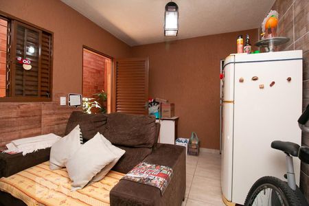 Casa à venda com 120m², 4 quartos e 2 vagas Casa à venda com 120m², 4 quartos e 2 vagasEdicula