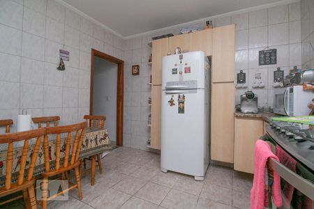 Casa à venda com 120m², 4 quartos e 2 vagas Casa à venda com 120m², 4 quartos e 2 vagasCozinha