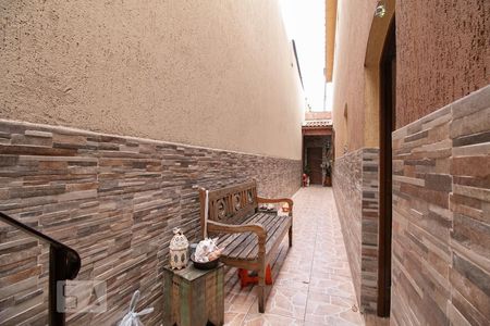 Casa à venda com 120m², 4 quartos e 2 vagas Casa à venda com 120m², 4 quartos e 2 vagasQuintal