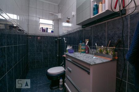 Casa à venda com 120m², 4 quartos e 2 vagas Casa à venda com 120m², 4 quartos e 2 vagasBanheiro Suíte