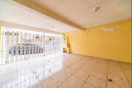 Casa à venda com 200m², 3 quartos e 2 vagas Casa à venda com 200m², 3 quartos e 2 vagasGaragem