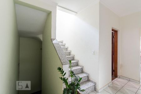 Corredor de casa à venda com 3 quartos, 278m² em Vila Valparaíso, Santo André