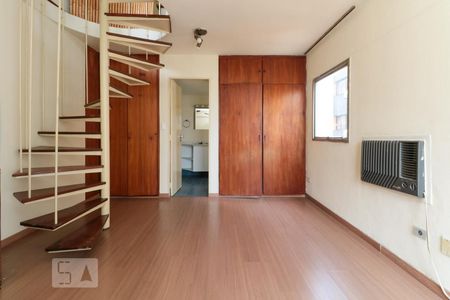 Apartamento para alugar com 135m², 2 quartos e 1 vaga Apartamento para alugar com 135m², 2 quartos e 1 vagaSuíte