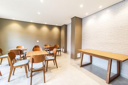 Apartamento à venda com 26m², 1 quarto e sem vaga Apartamento à venda com 26m², 1 quarto e sem vagaÁrea Comum - Salão de Festas