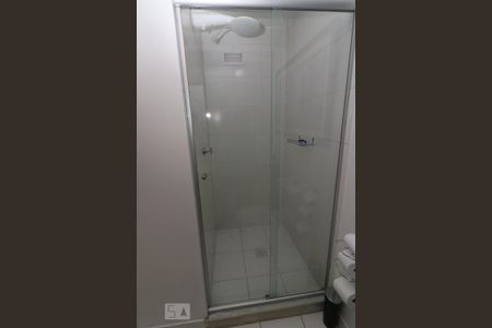 Apartamento à venda com 75m², 2 quartos e 1 vagaBanheiro Social