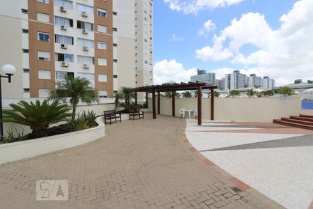 Apartamento à venda com 75m², 2 quartos e 1 vagaÁrea comum - Piscina