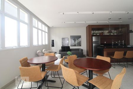 Apartamento para alugar com 41m², 1 quarto e 1 vagaÁrea comum - Salão de festas