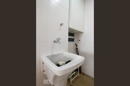 Apartamento para alugar com 80m², 3 quartos e 2 vagas Apartamento para alugar com 80m², 3 quartos e 2 vagasÁrea de Serviço