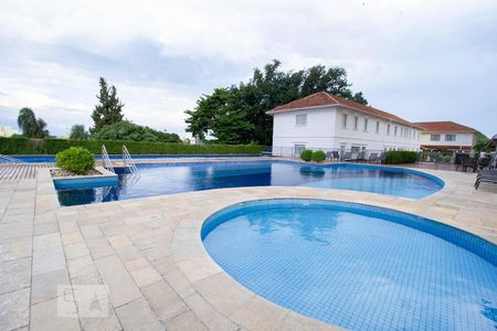 Apartamento para alugar com 80m², 3 quartos e 2 vagas Apartamento para alugar com 80m², 3 quartos e 2 vagasÁrea comum - Piscina