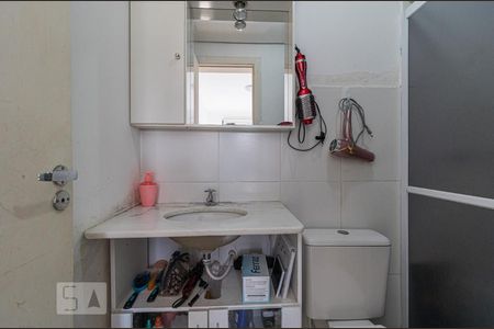 Banheiro da Suíte de apartamento para alugar com 2 quartos, 105m² em Jardim Itu Sabará, Porto Alegre