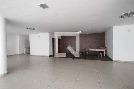 Apartamento à venda com 120m², 3 quartos e sem vaga Apartamento à venda com 120m², 3 quartos e sem vagaÁrea comum - Salão de festas