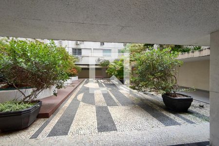 Apartamento à venda com 120m², 3 quartos e sem vaga Apartamento à venda com 120m², 3 quartos e sem vagaÁrea comum