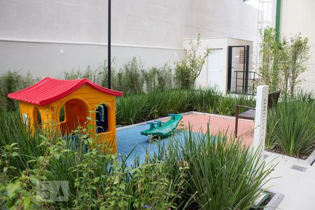 Apartamento à venda com 35m², 2 quartos e sem vagaÁrea Comum - Playground
