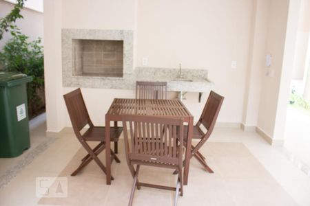 Apartamento à venda com 35m², 2 quartos e sem vagaÁrea comum - Churrasqueira