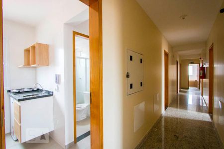 Área comum de kitnet/studio para alugar com 1 quarto, 11m² em Vila São Pedro, Santo André