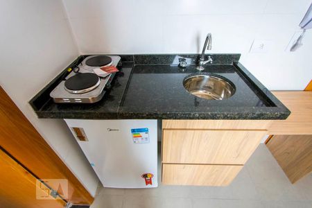 Quarto/Cozinha de kitnet/studio para alugar com 1 quarto, 11m² em Vila São Pedro, Santo André